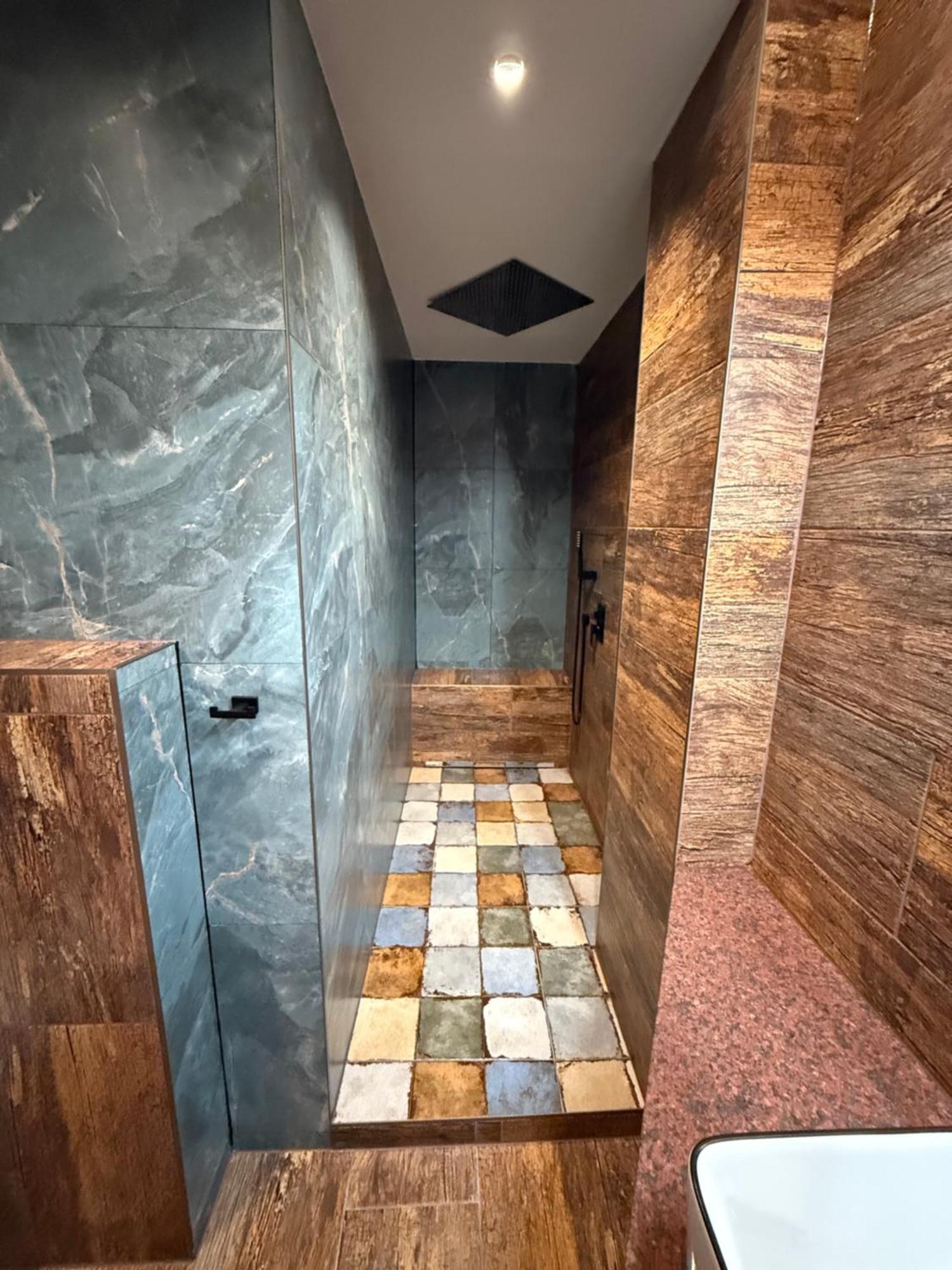 Hotel Plzensky Dvur Frýdek-Místek Zewnętrze zdjęcie