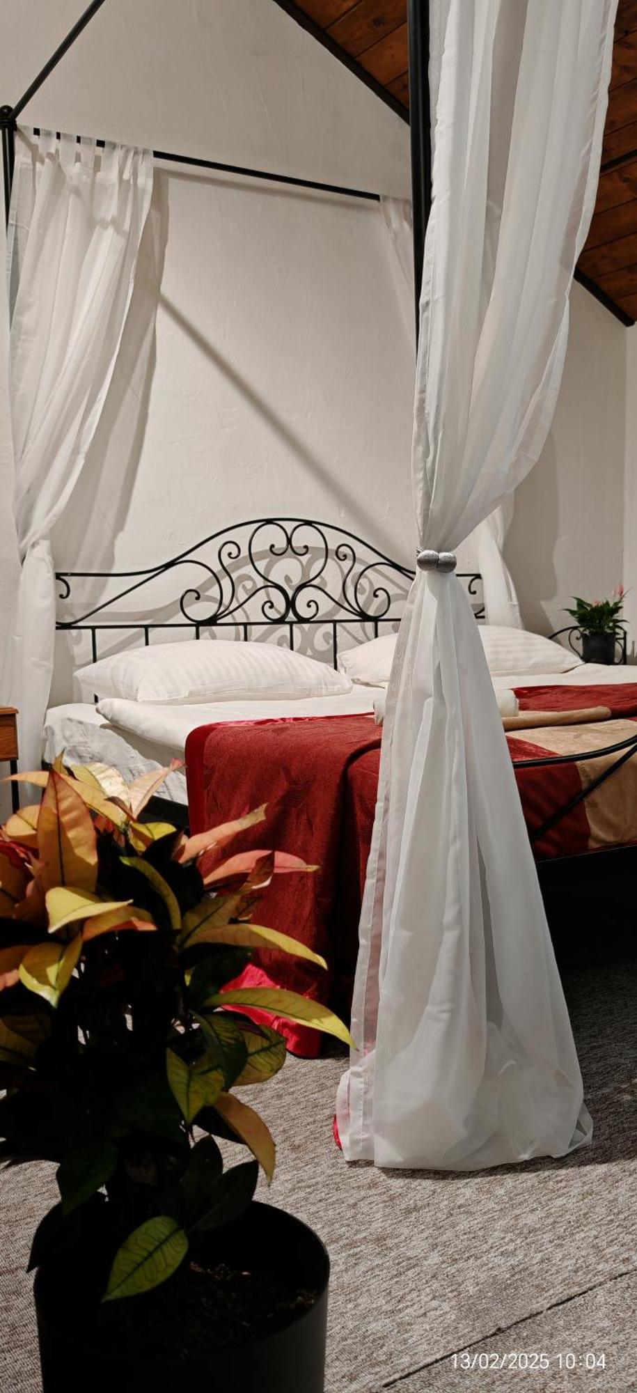 Hotel Plzensky Dvur Frýdek-Místek Zewnętrze zdjęcie